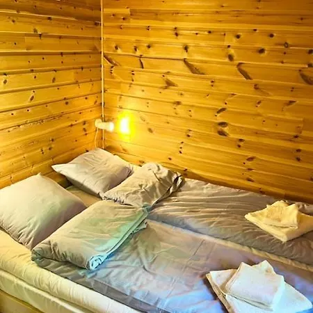 Akviktunet Sor Apartment Ekkilsoya